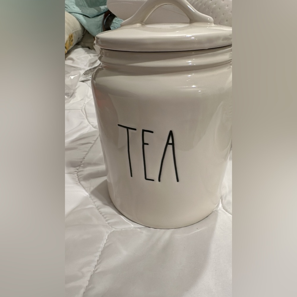 Rae Dunn Tea Container